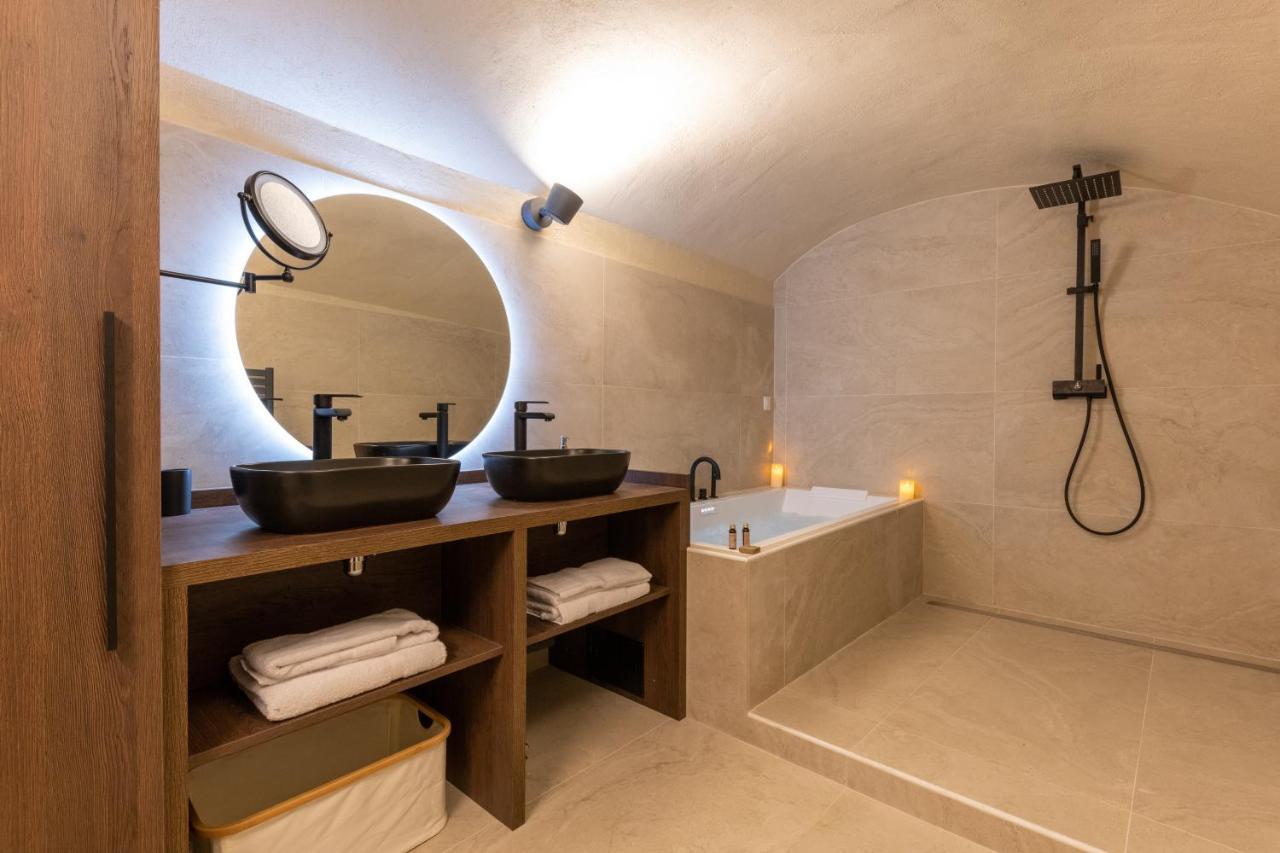 Cocoon Du Vieux Lyon - Luxury Apartment - Balneo Exterior photo
