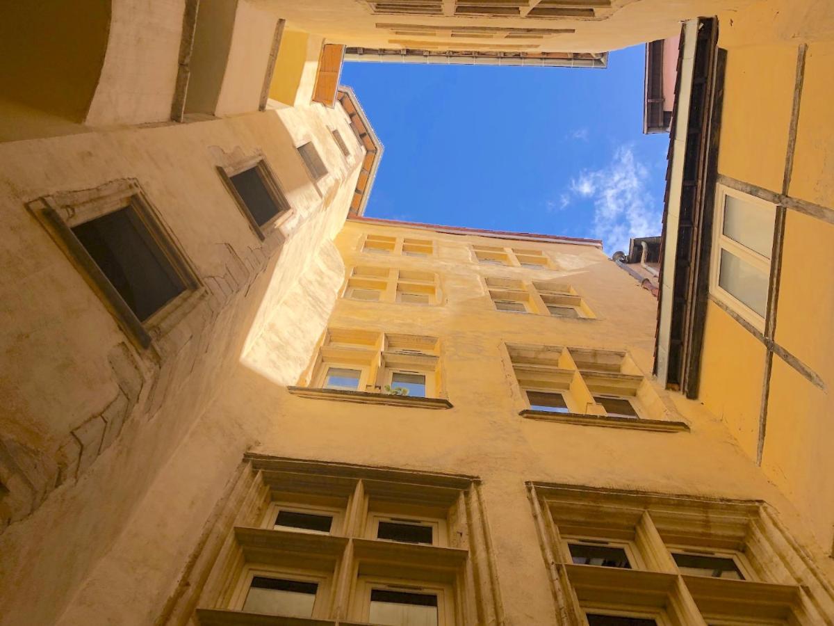 Cocoon Du Vieux Lyon - Luxury Apartment - Balneo Exterior photo